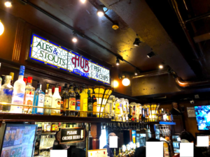 池袋のHUB西口店・東口店で一人ナンパ潜入レポート。女性ゲットなるか？